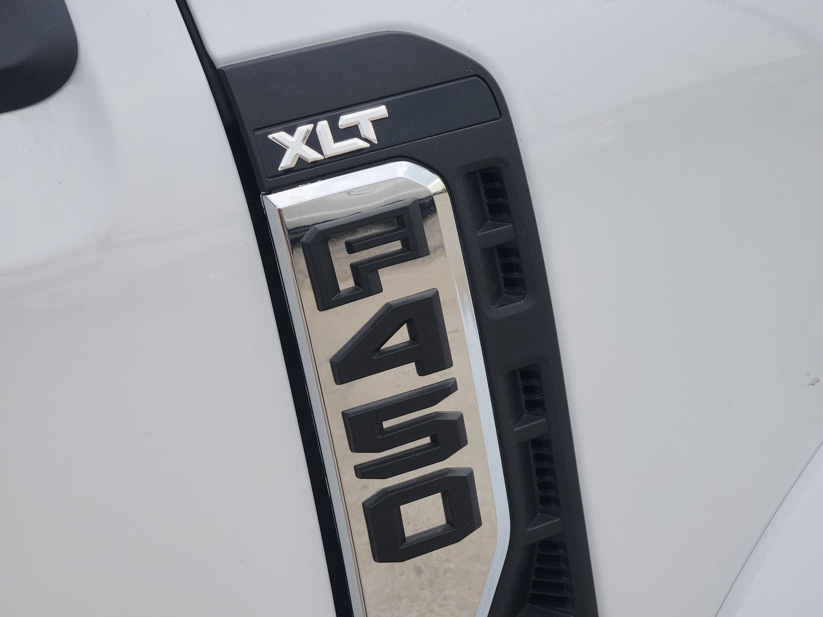 2026 Ford F-450SD XLT DRW