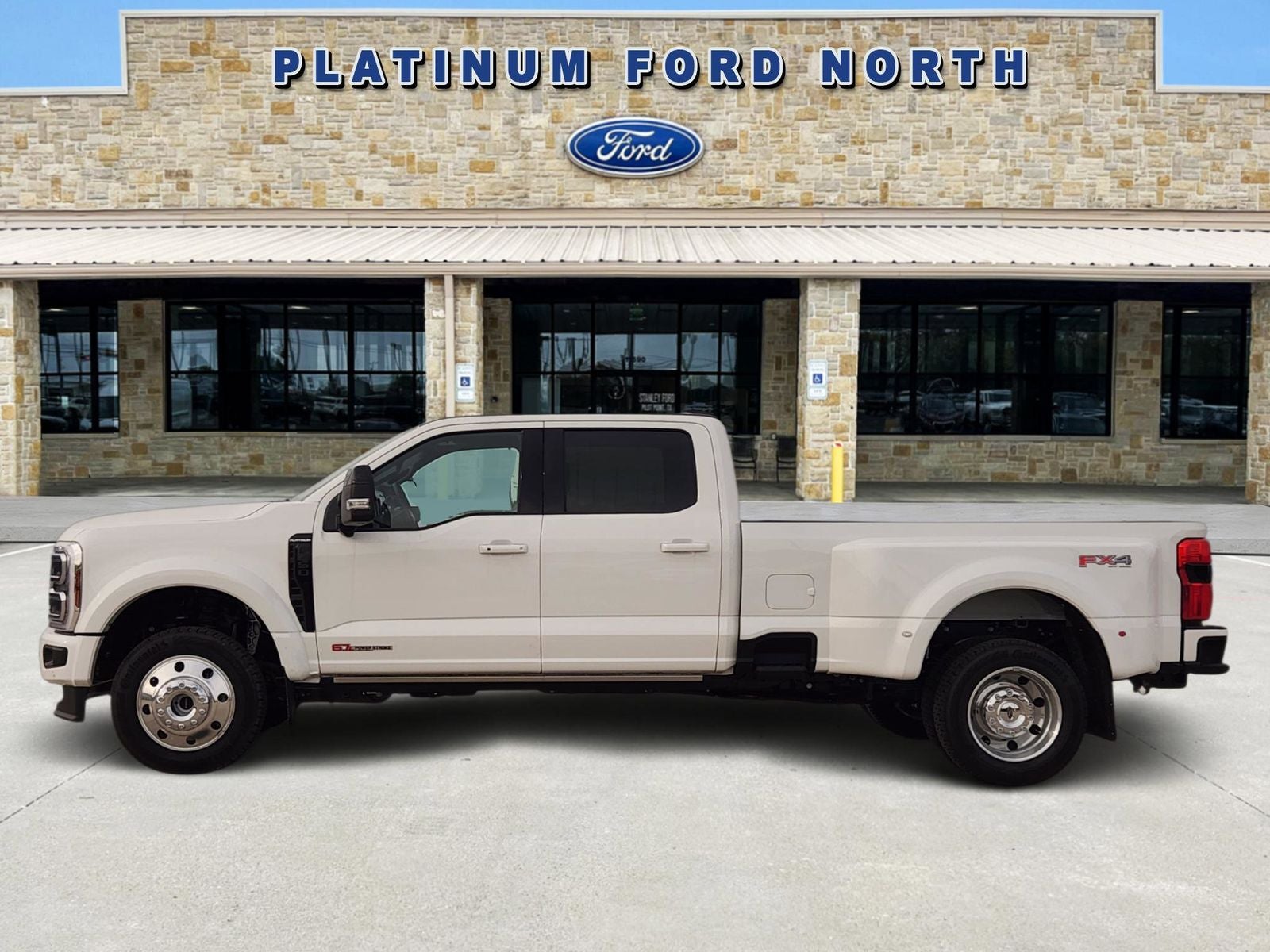 2026 Ford F-450SD Platinum DRW