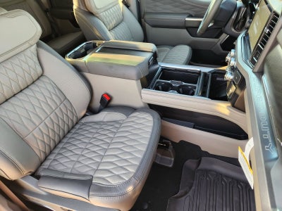 2026 Ford F-450SD Platinum DRW