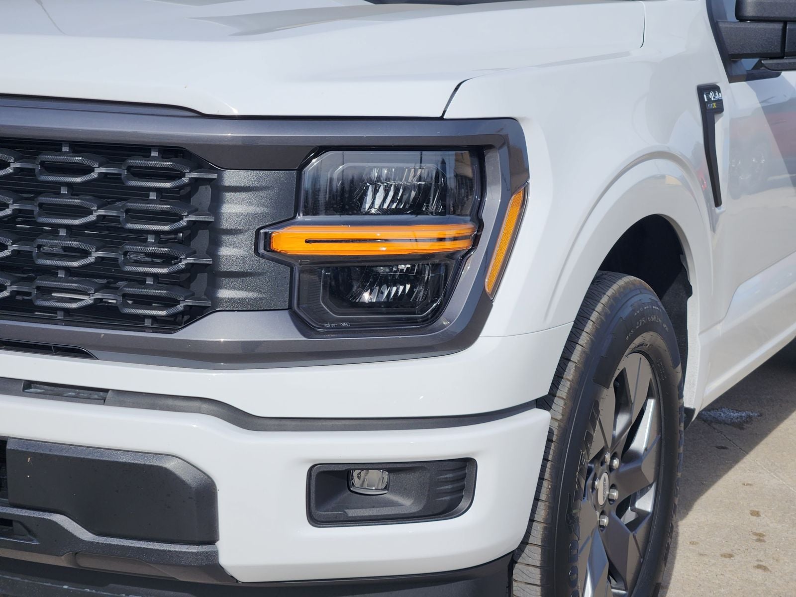 2025 Ford F-150 STX