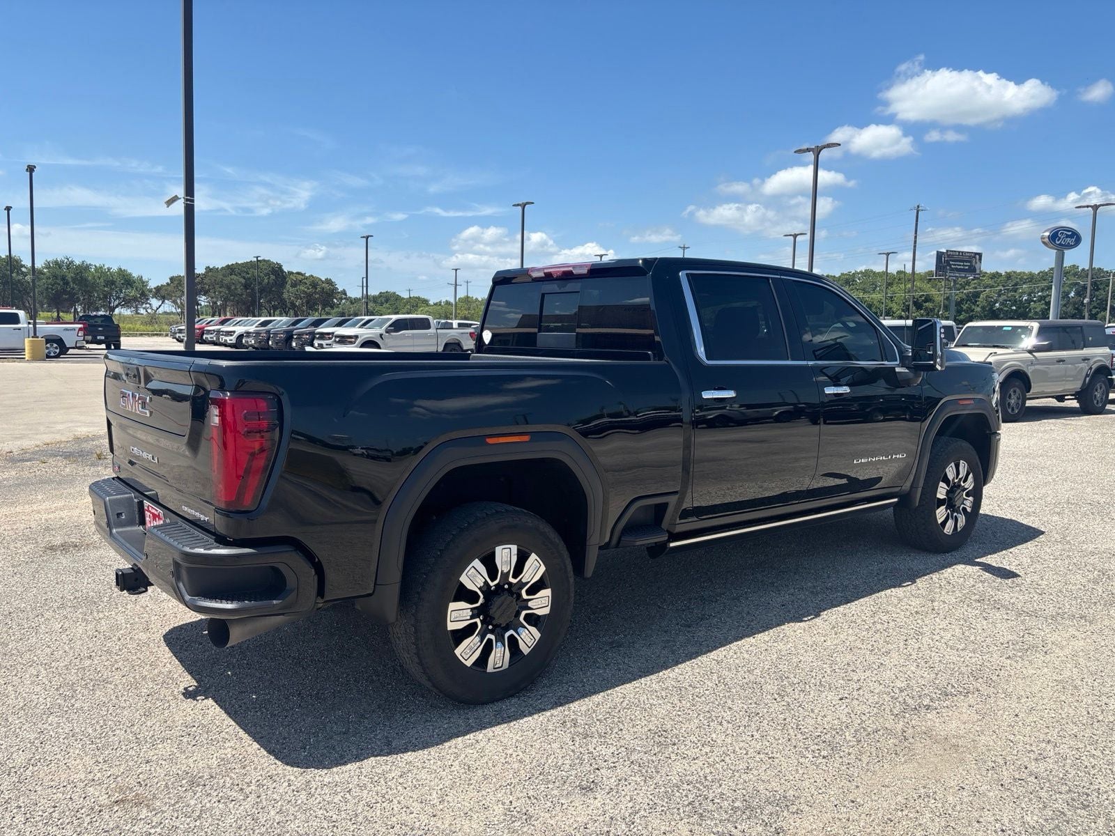 2024 GMC Sierra 2500HD Denali