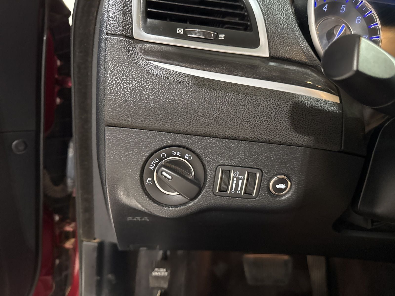 2017 Chrysler 300 Limited