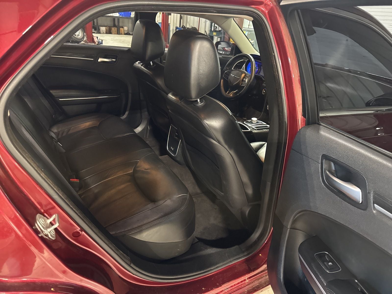 2017 Chrysler 300 Limited