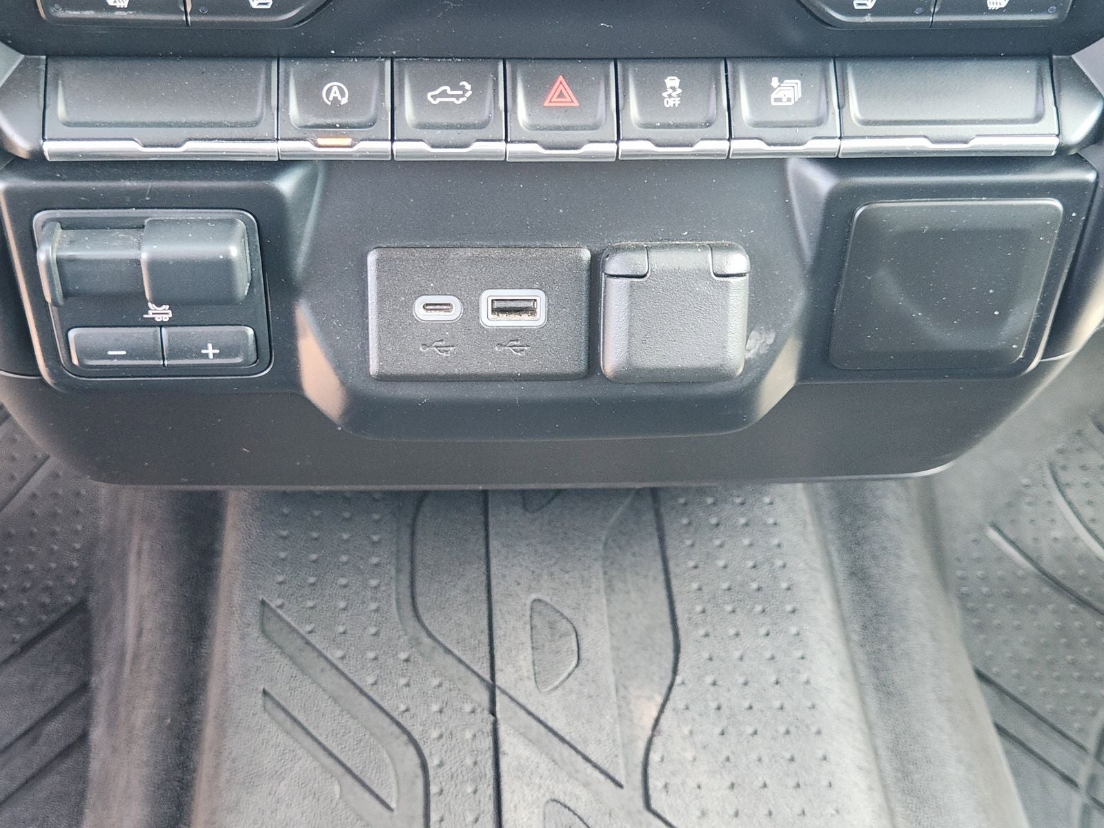 2021 Chevrolet Silverado 1500 LT Texas Edition