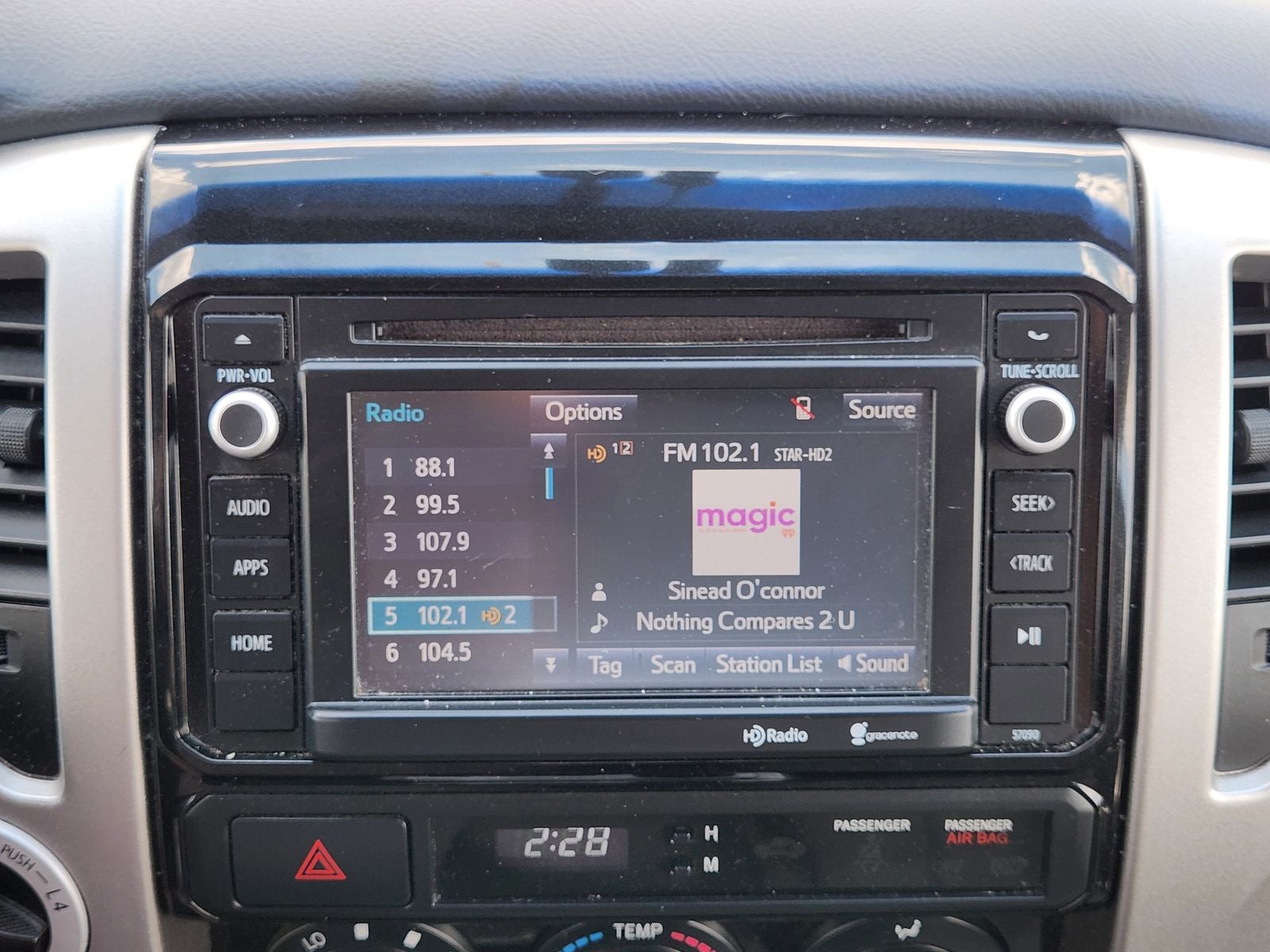 2014 Toyota Tacoma Base V6