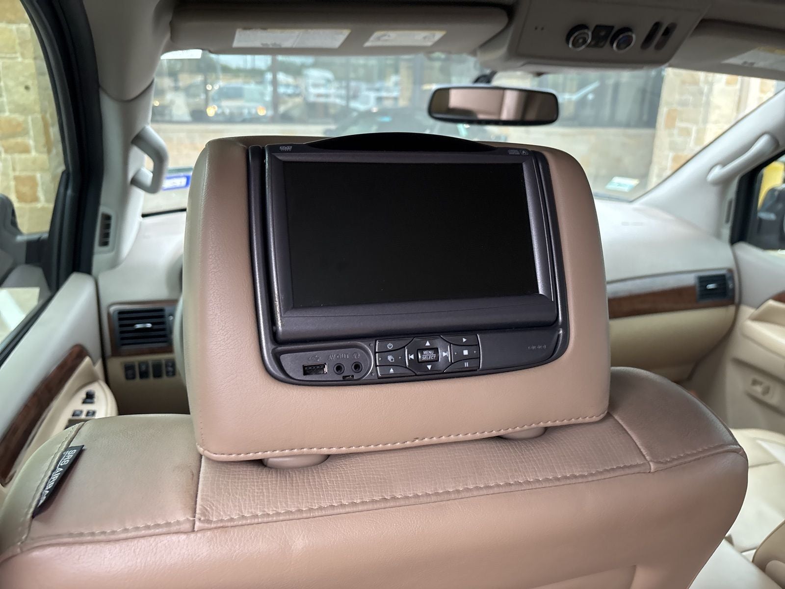 2014 Nissan Armada Platinum