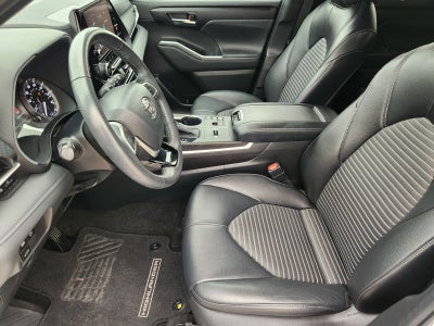 2023 Toyota Highlander XSE