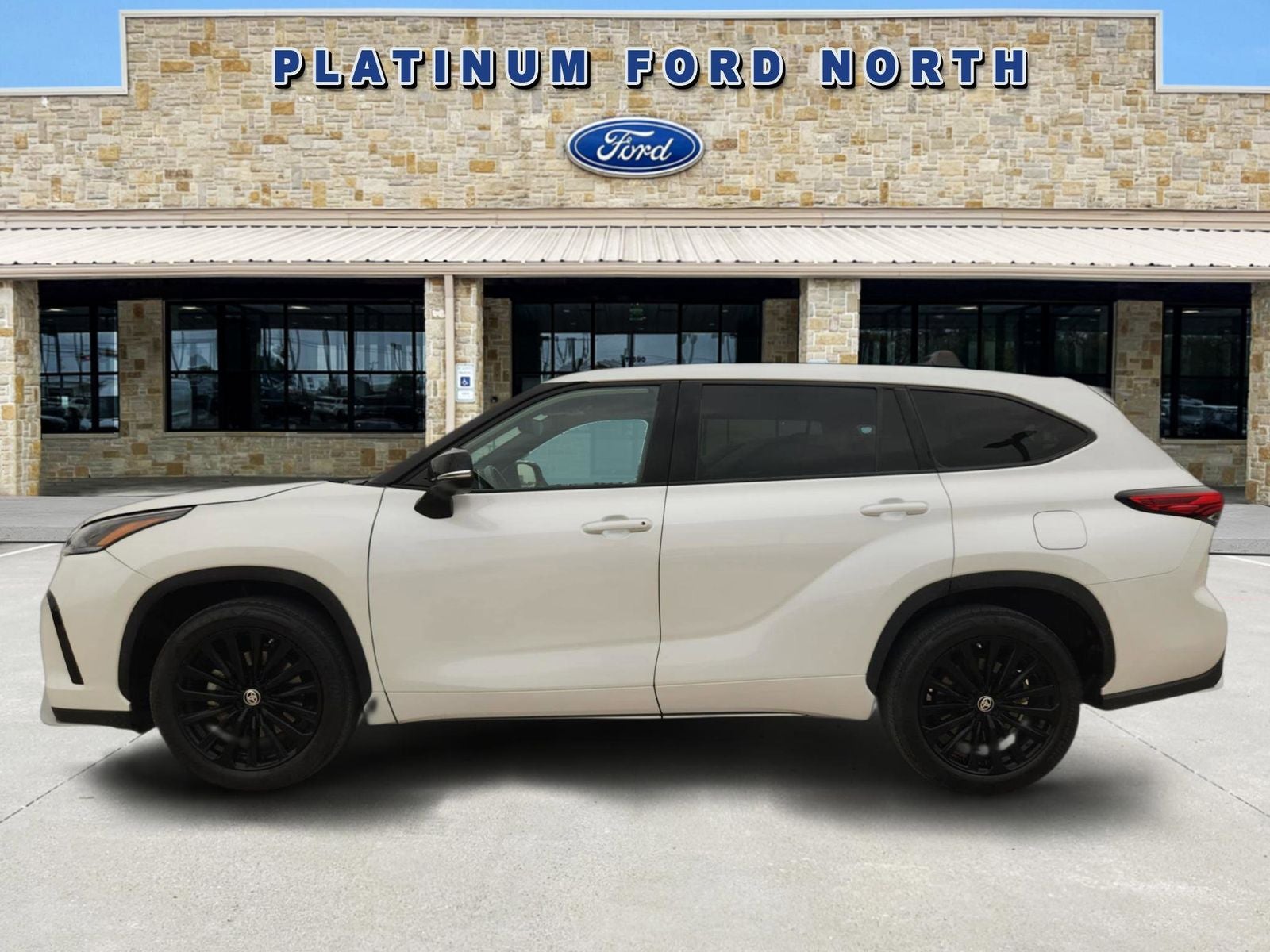 2023 Toyota Highlander XSE