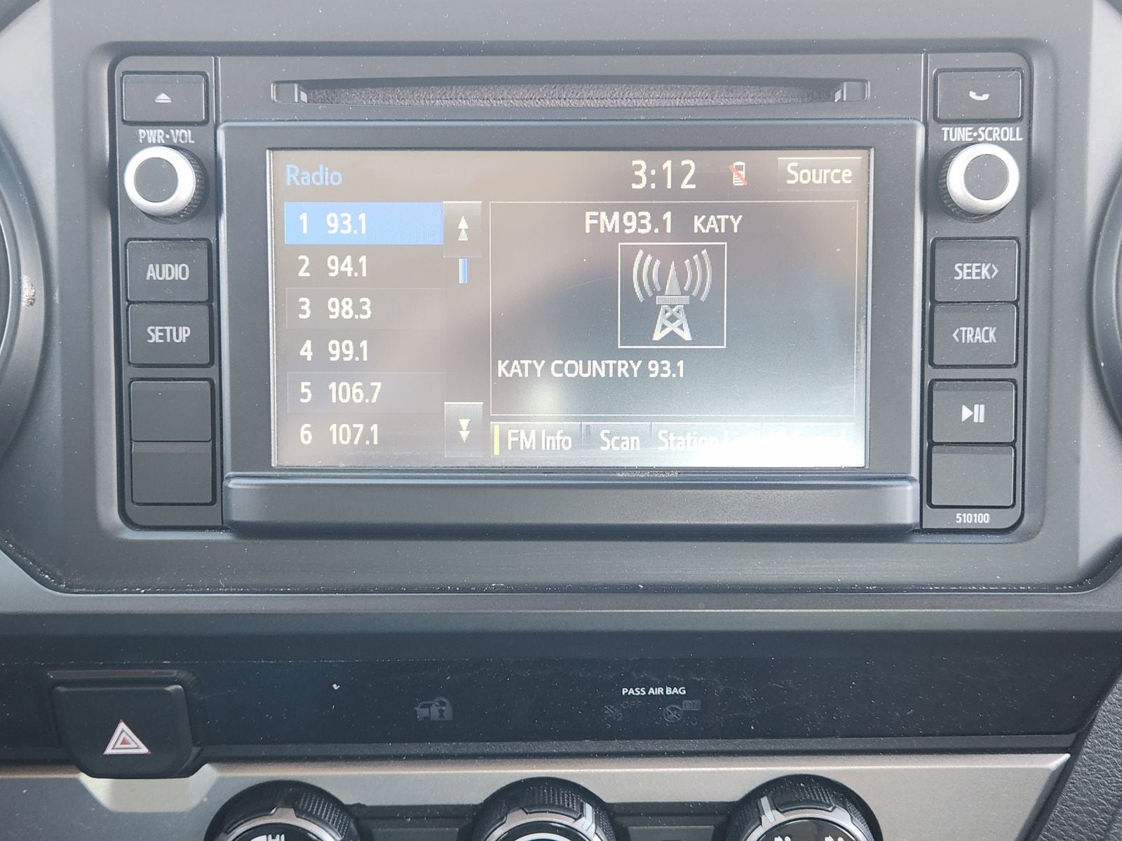 2018 Toyota Tacoma SR