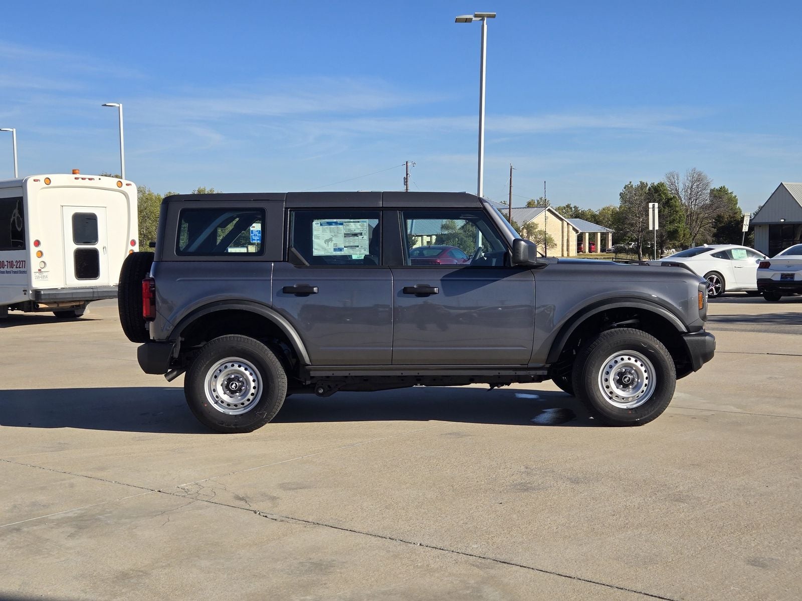 2025 Ford Bronco Base