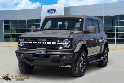 2026 Ford Bronco Outer Banks