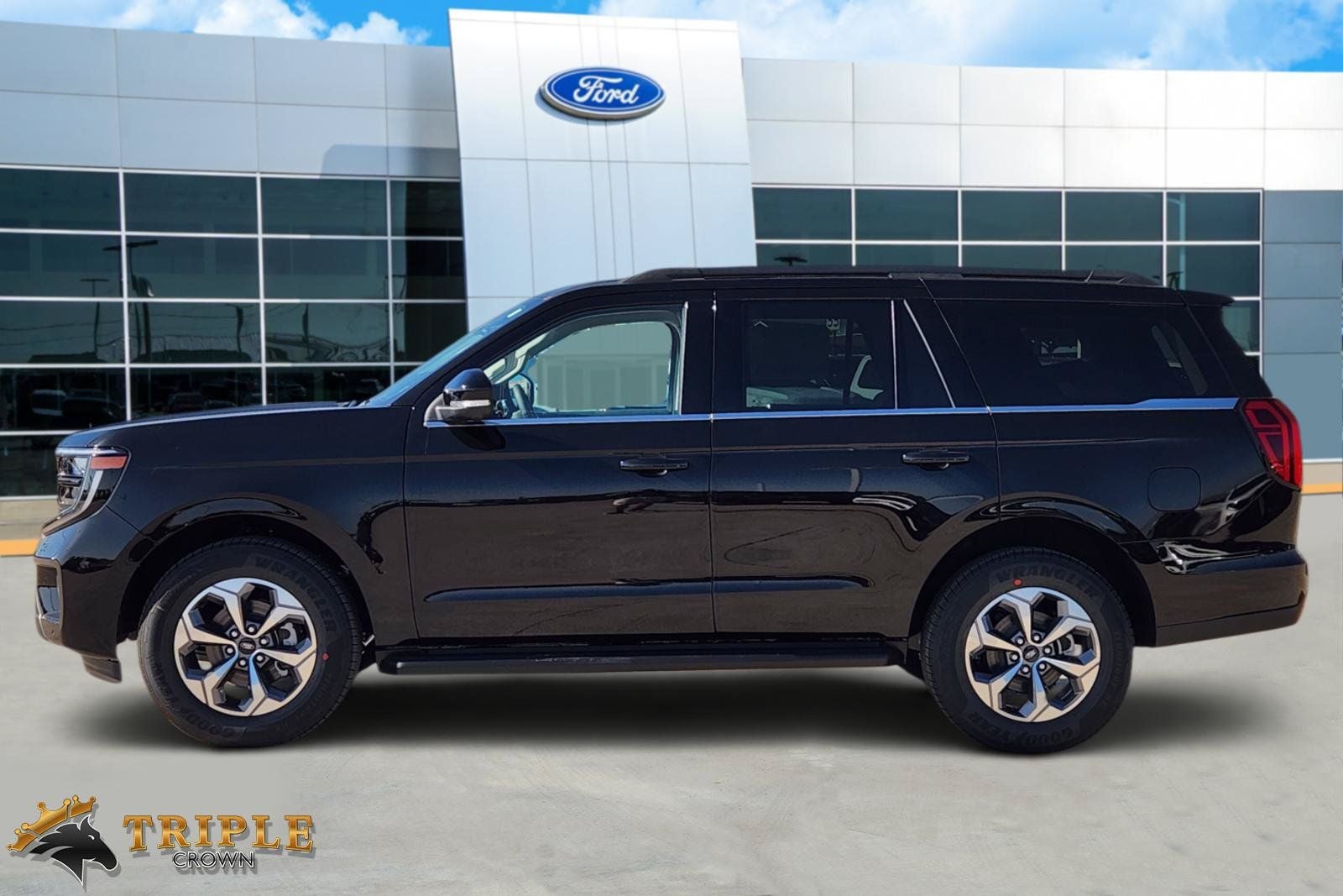 2027 Ford Expedition Active