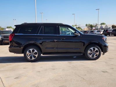 2027 Ford Expedition Active