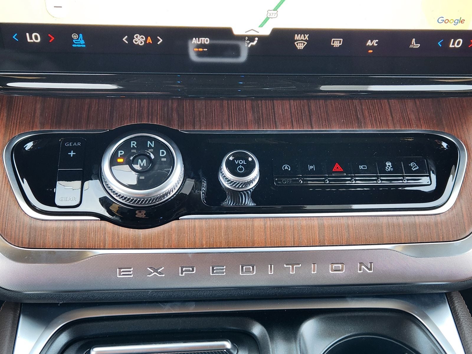2027 Ford Expedition King Ranch