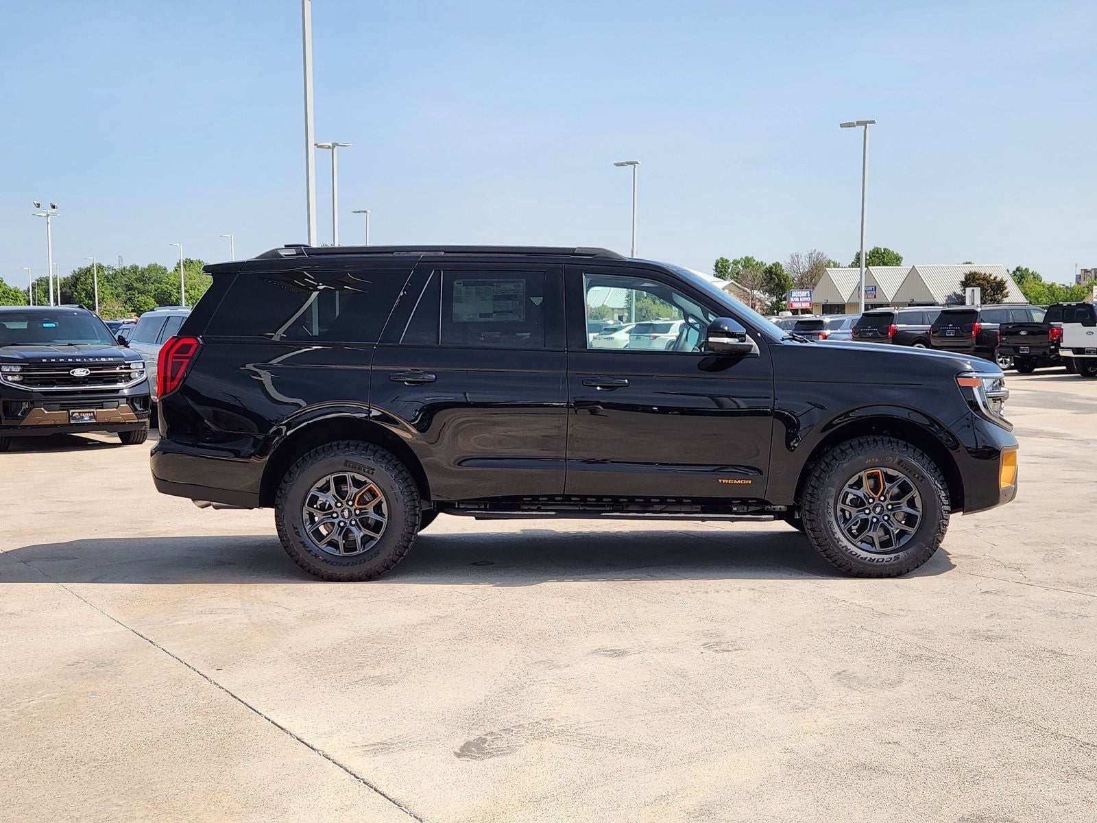 2027 Ford Expedition Tremor