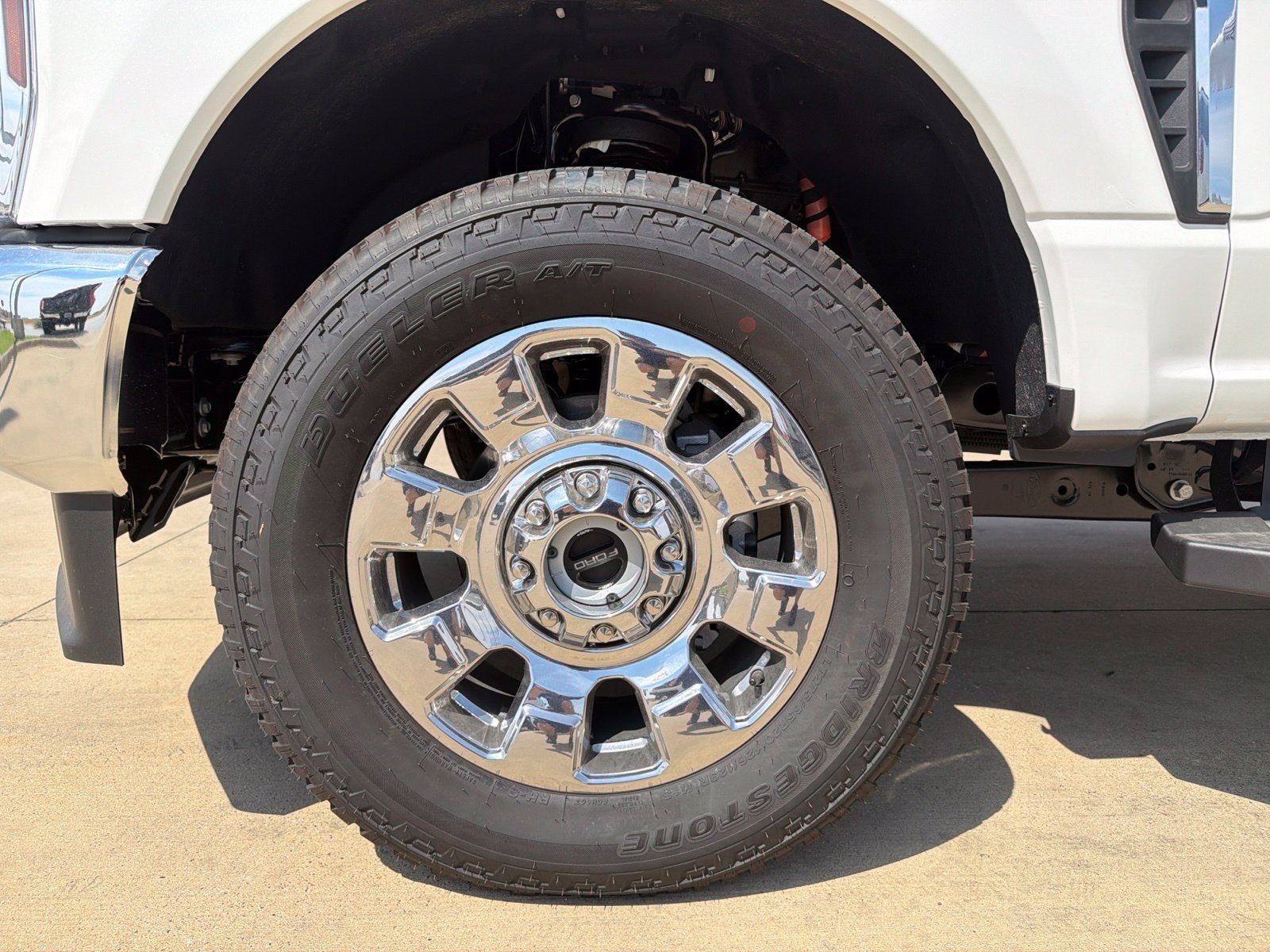 2026 Ford F-350SD Lariat