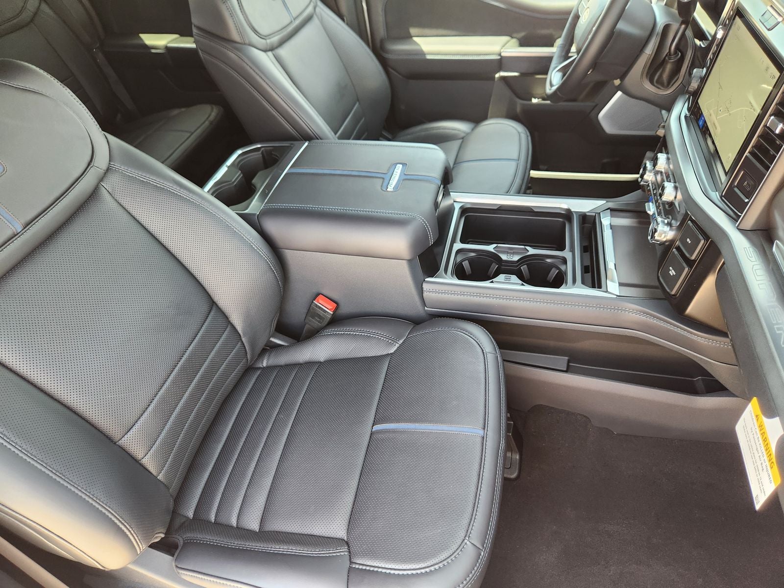 2026 Ford F-350SD Platinum DRW