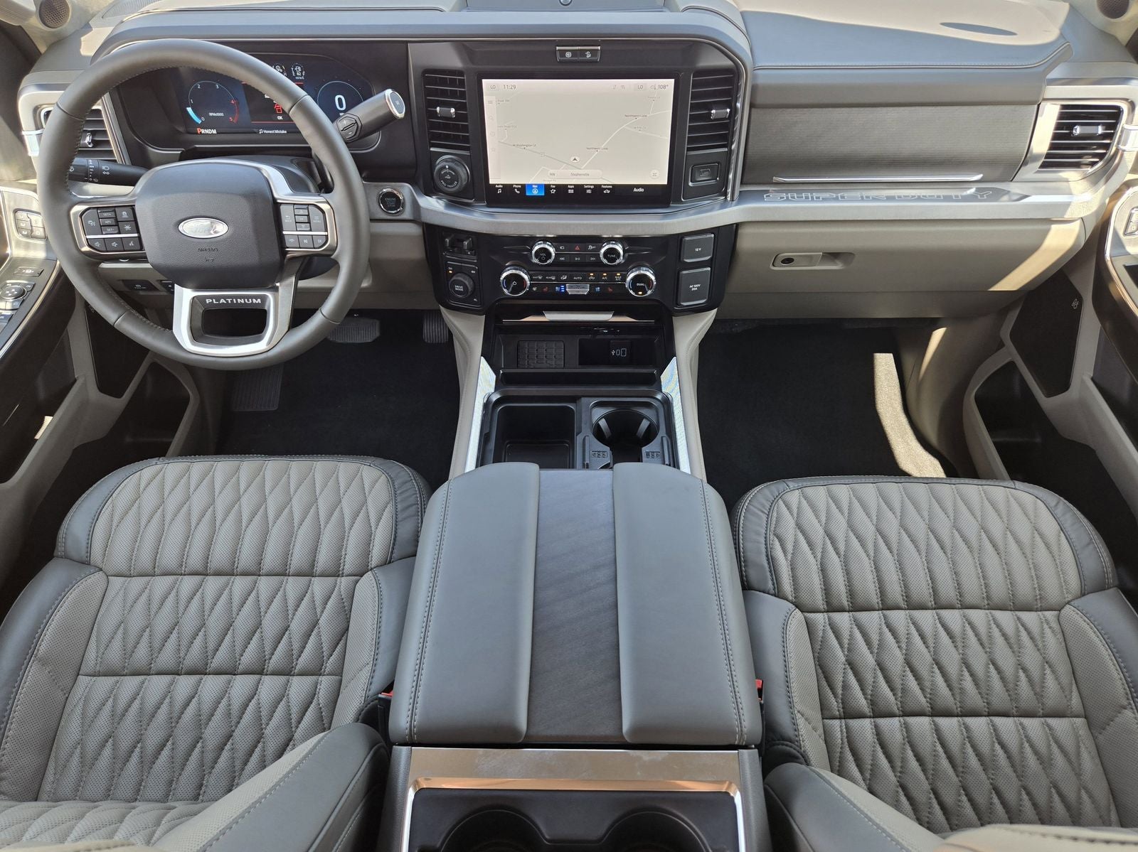 2025 Ford F-350SD Platinum DRW