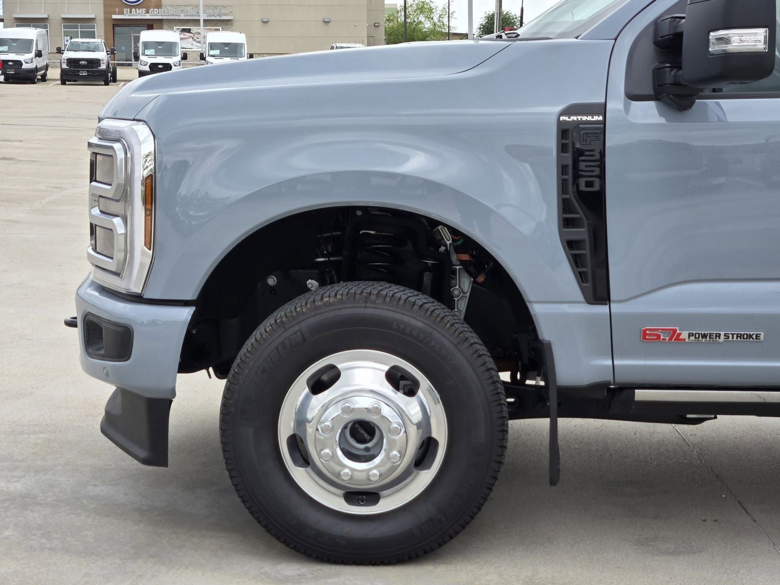 2026 Ford F-350SD Platinum DRW