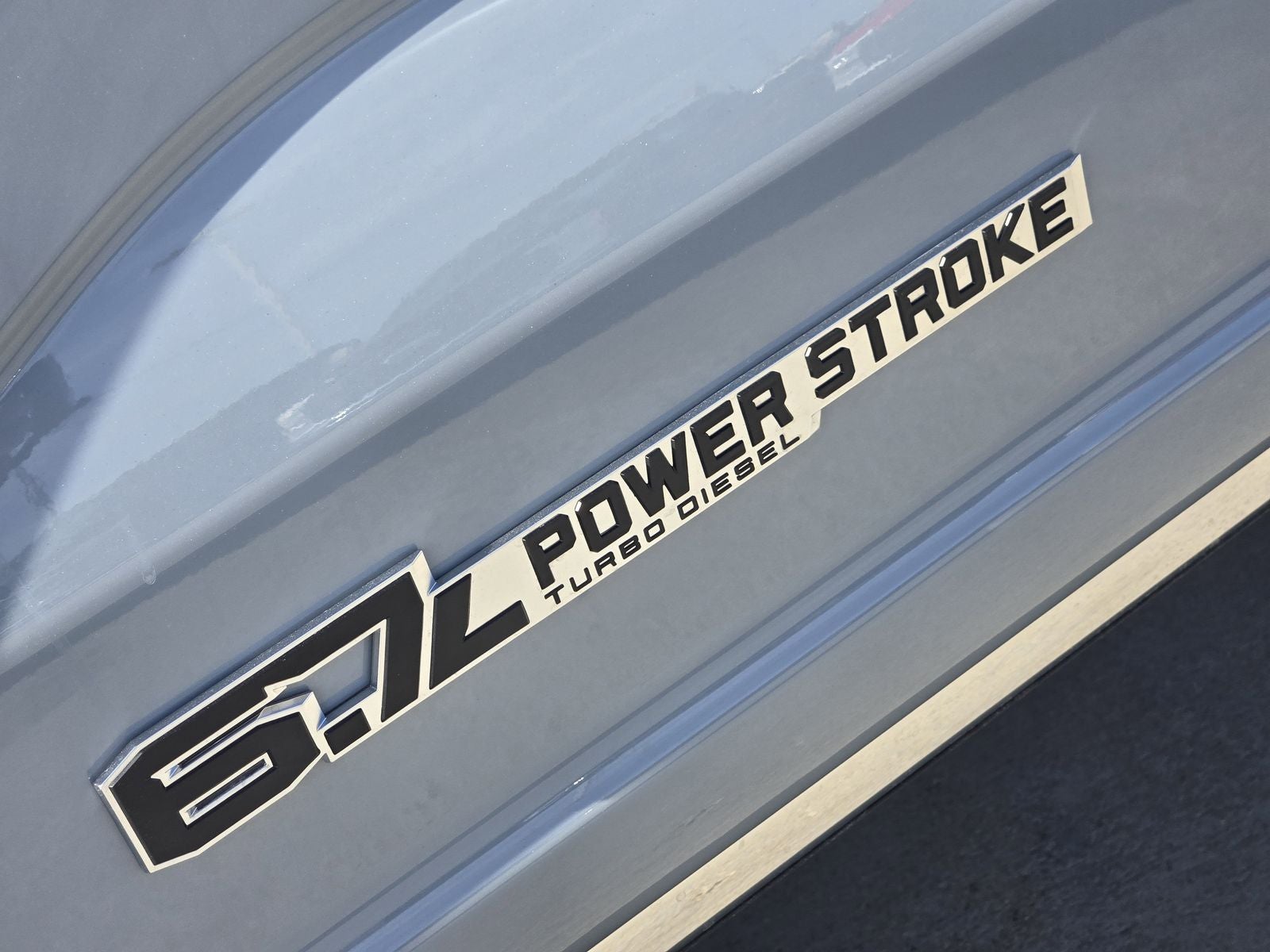 2026 Ford F-350SD Lariat DRW