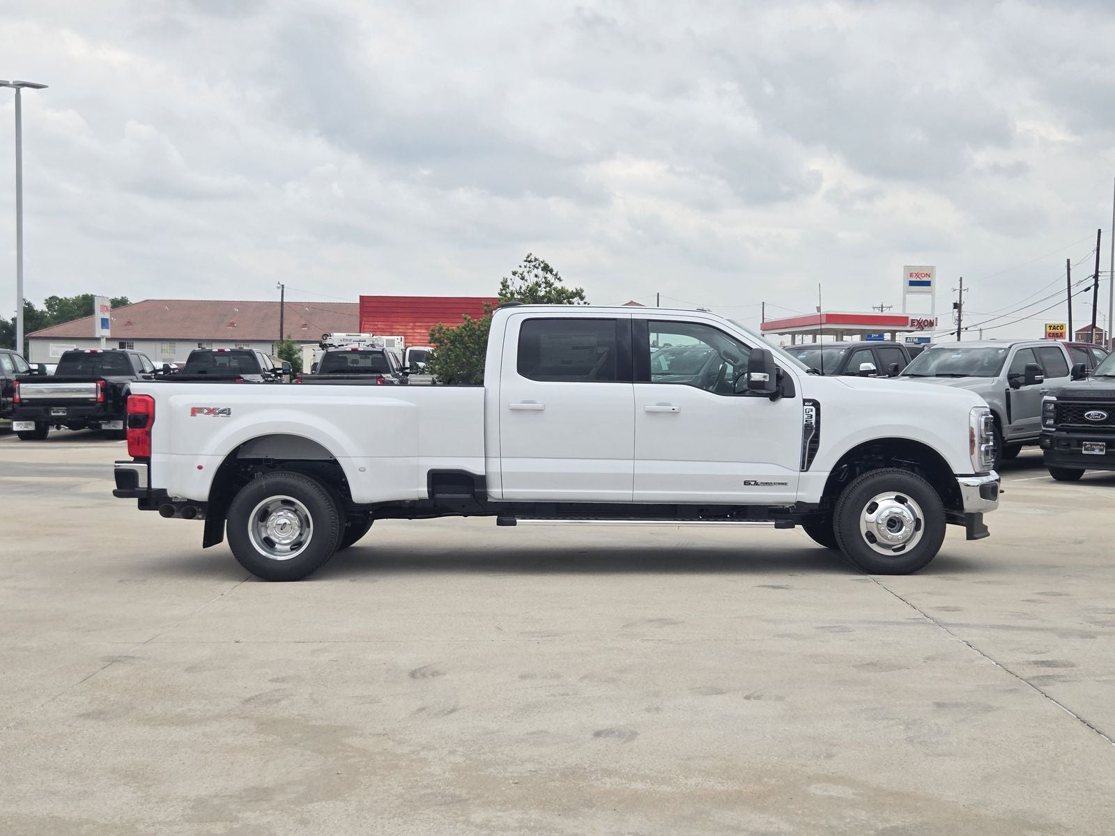 2026 Ford F-350SD XLT DRW