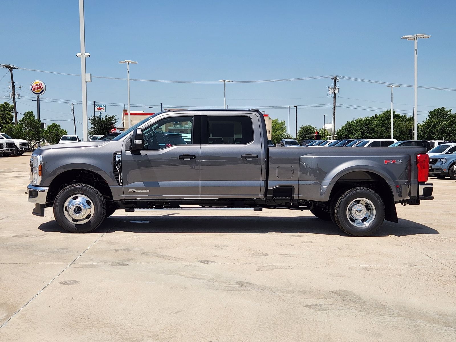 2026 Ford F-350SD XLT DRW