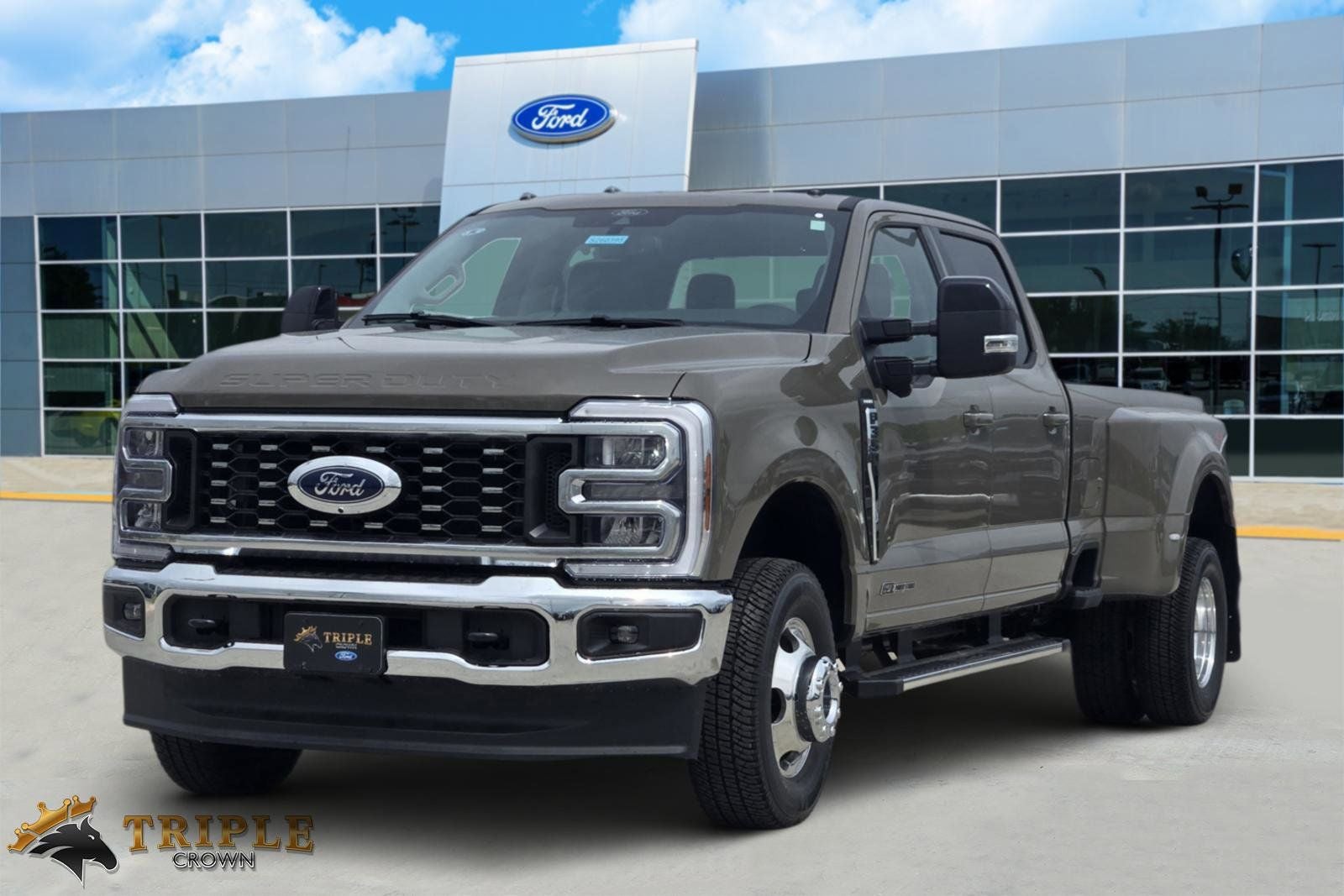 2026 Ford F-350SD Lariat DRW