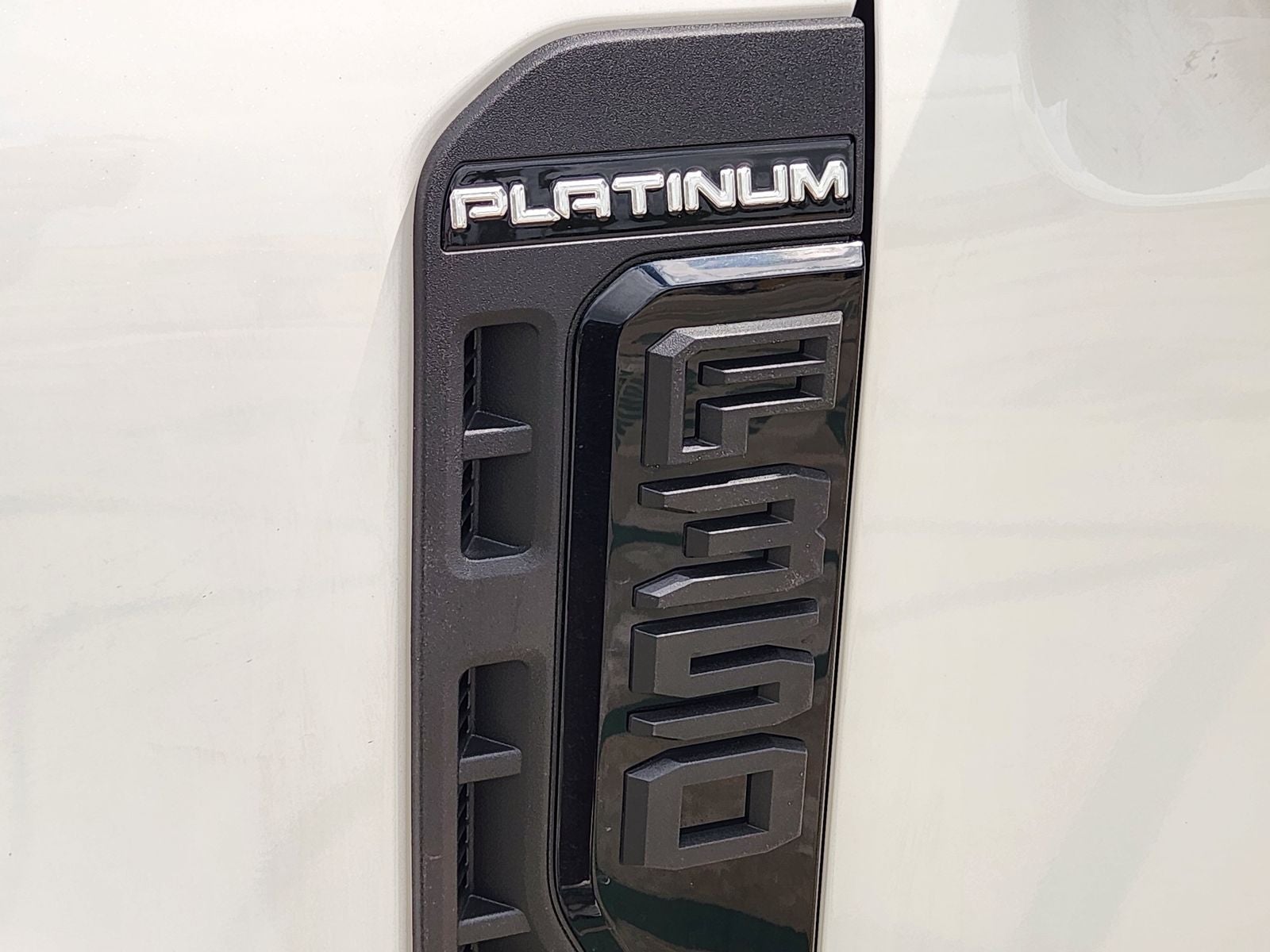 2026 Ford F-350SD Platinum DRW