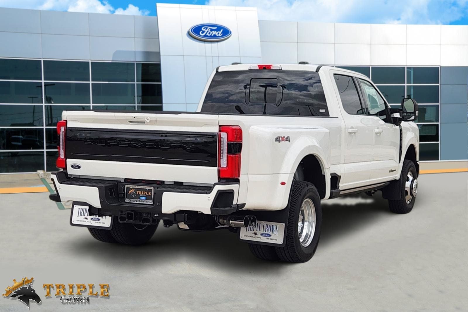 2026 Ford F-350SD Platinum DRW