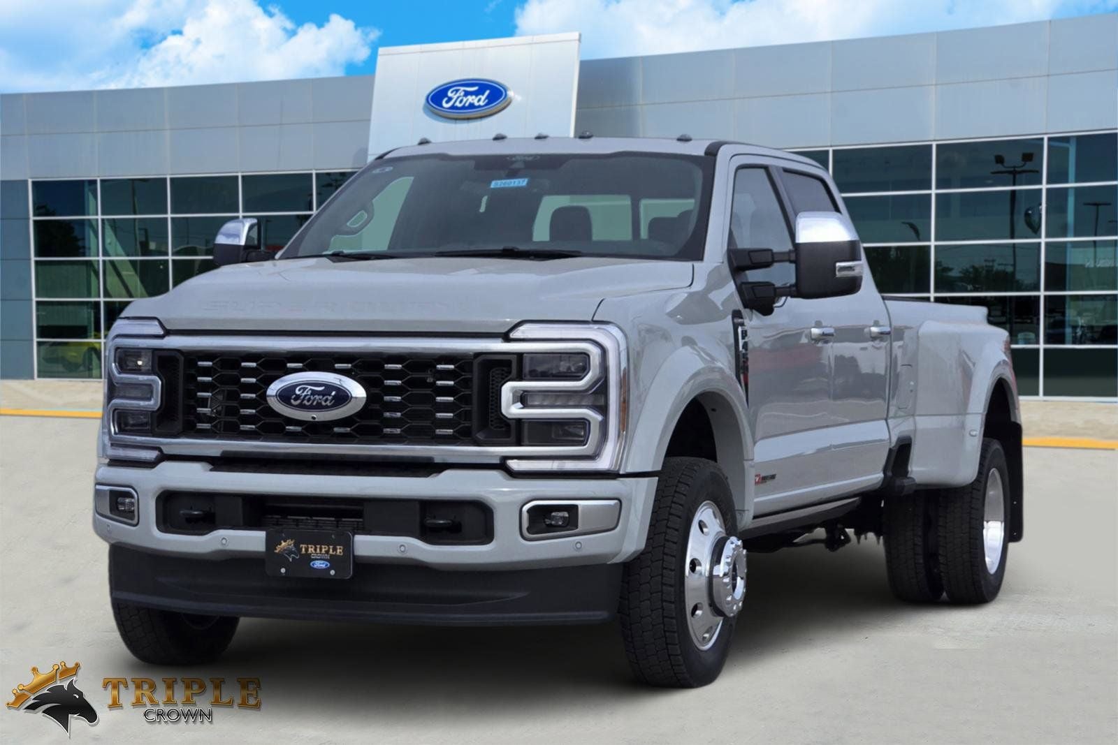 2026 Ford F-450SD Platinum DRW
