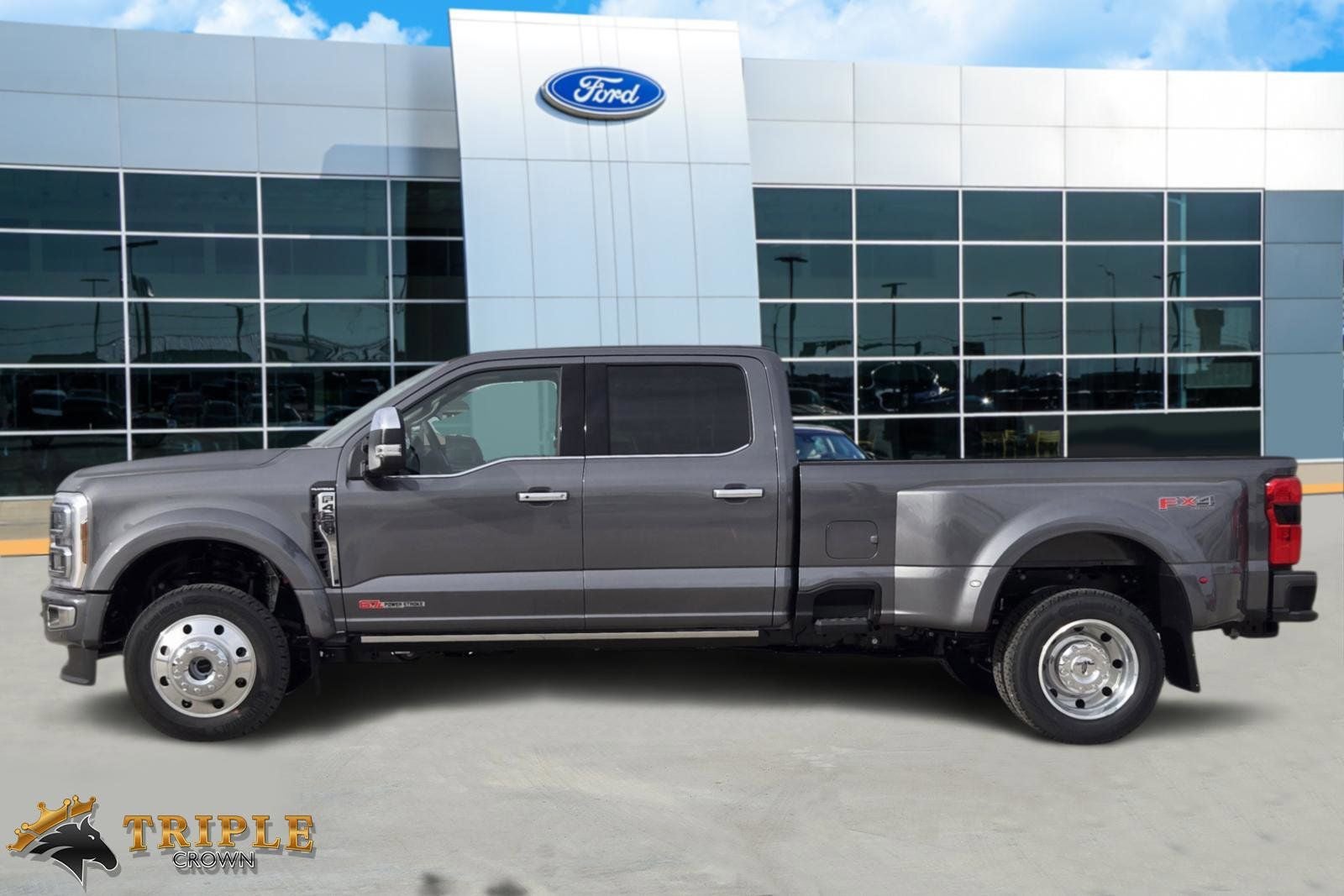 2026 Ford F-450SD Platinum DRW