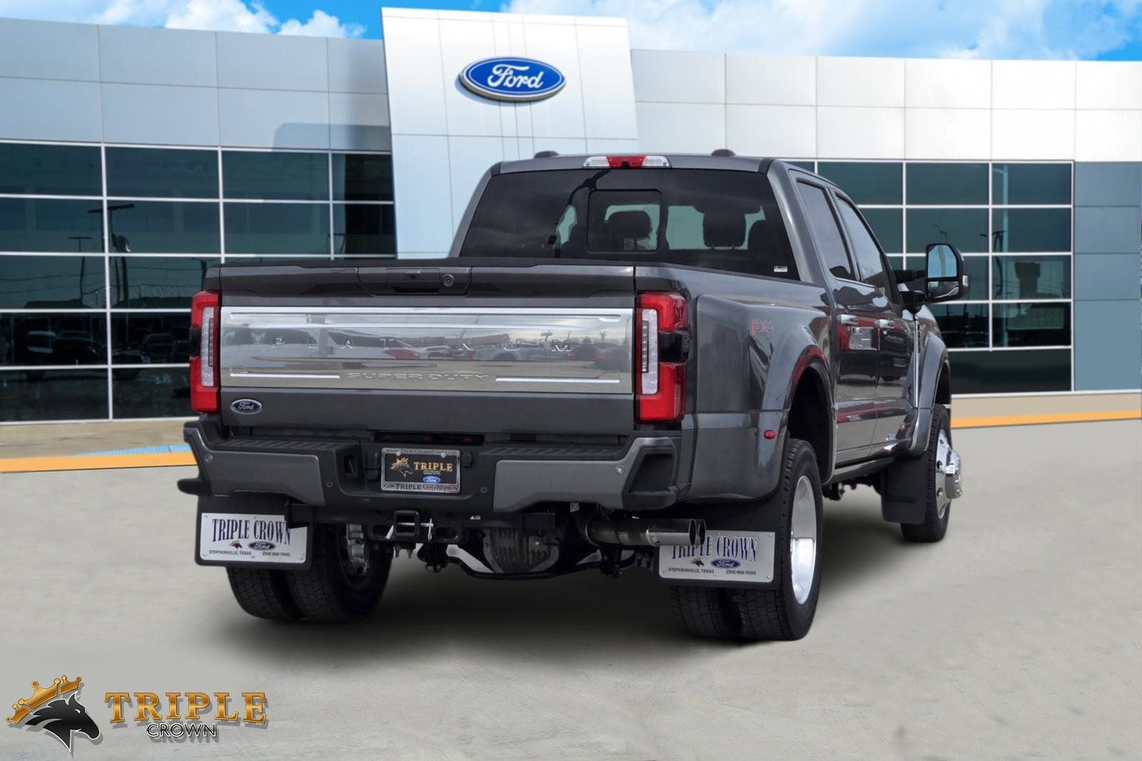 2026 Ford F-450SD Platinum DRW