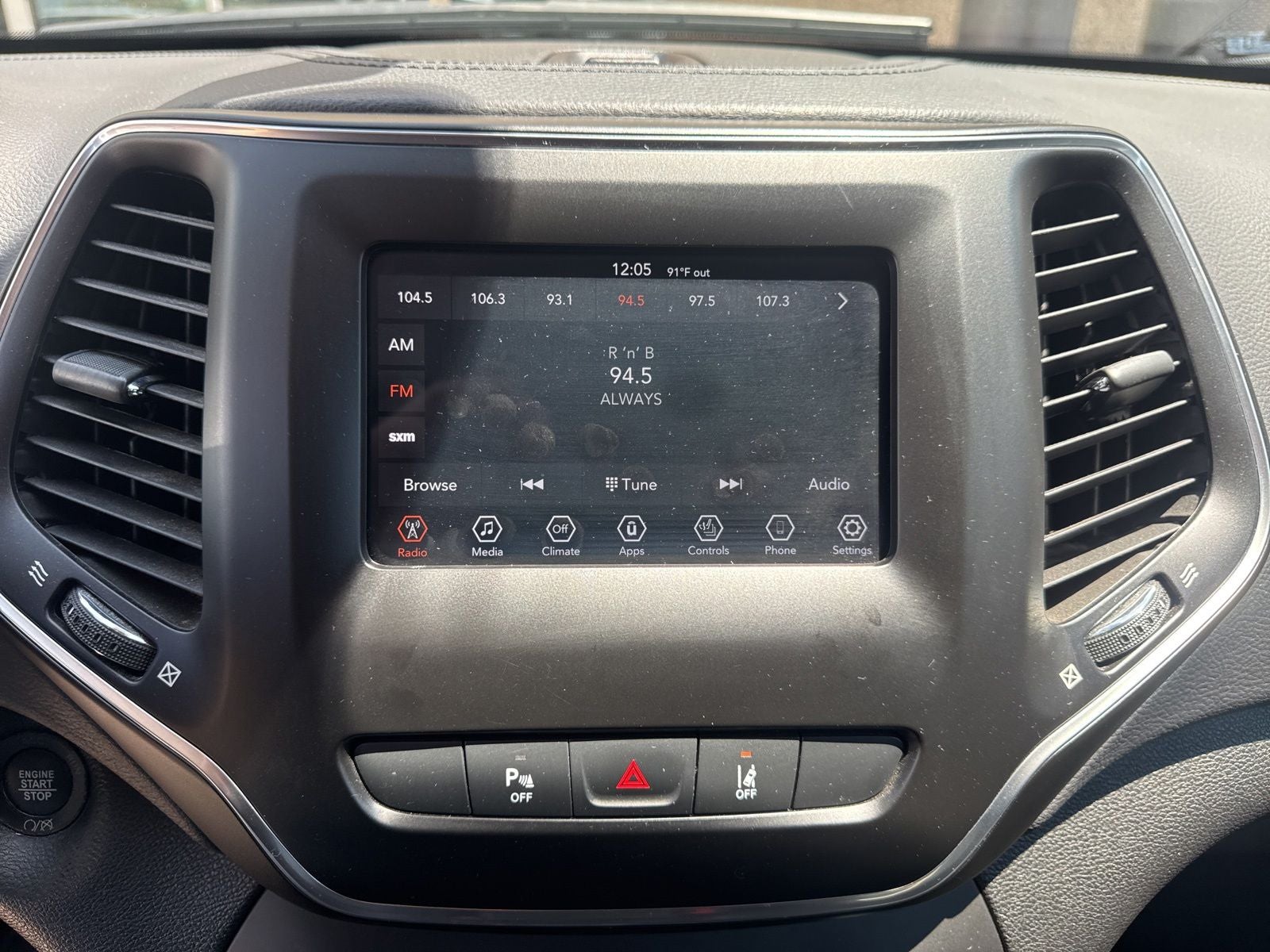 2021 Jeep Cherokee Altitude