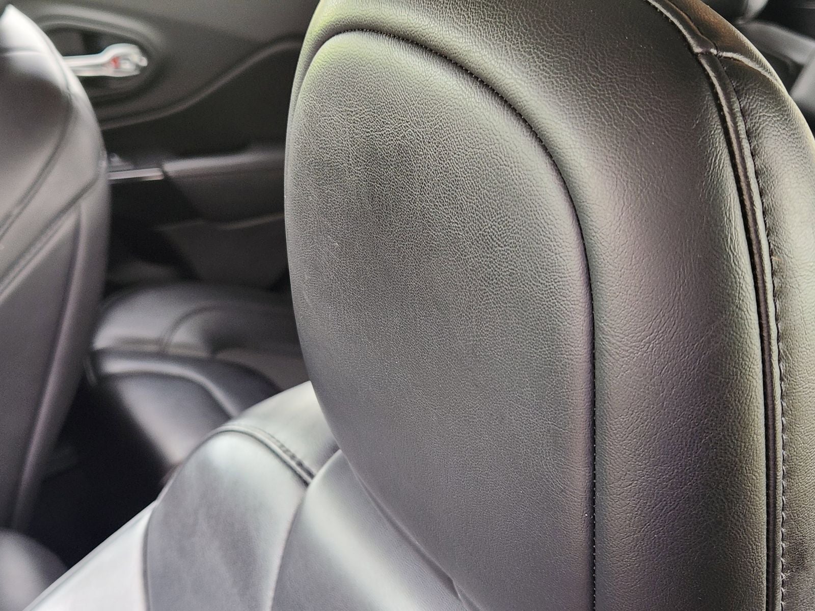 2019 Jeep Cherokee Altitude