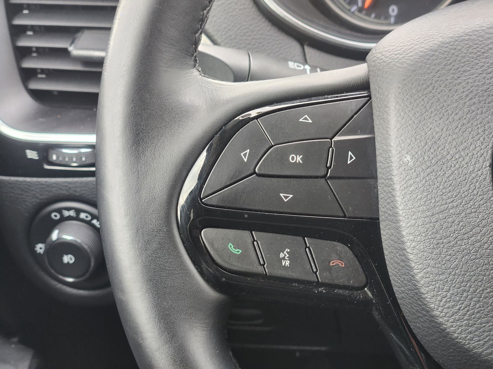 2019 Jeep Cherokee Altitude