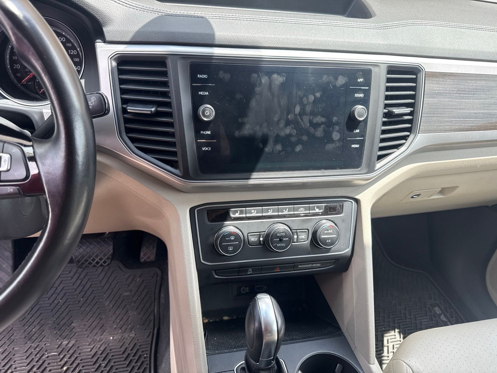 2018 Volkswagen Atlas 3.6L V6 SE w/Technology