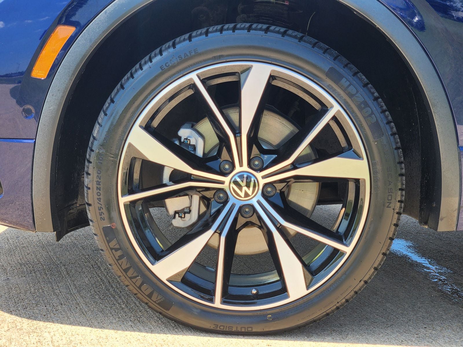 2024 Volkswagen Tiguan 2.0T SEL R-Line