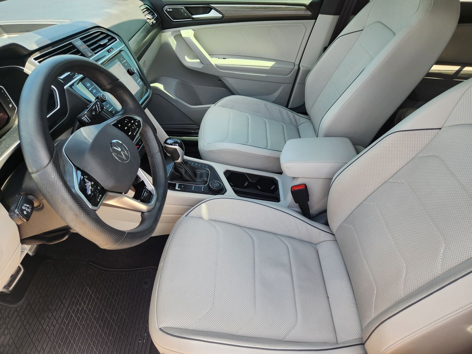 2024 Volkswagen Tiguan 2.0T SEL R-Line
