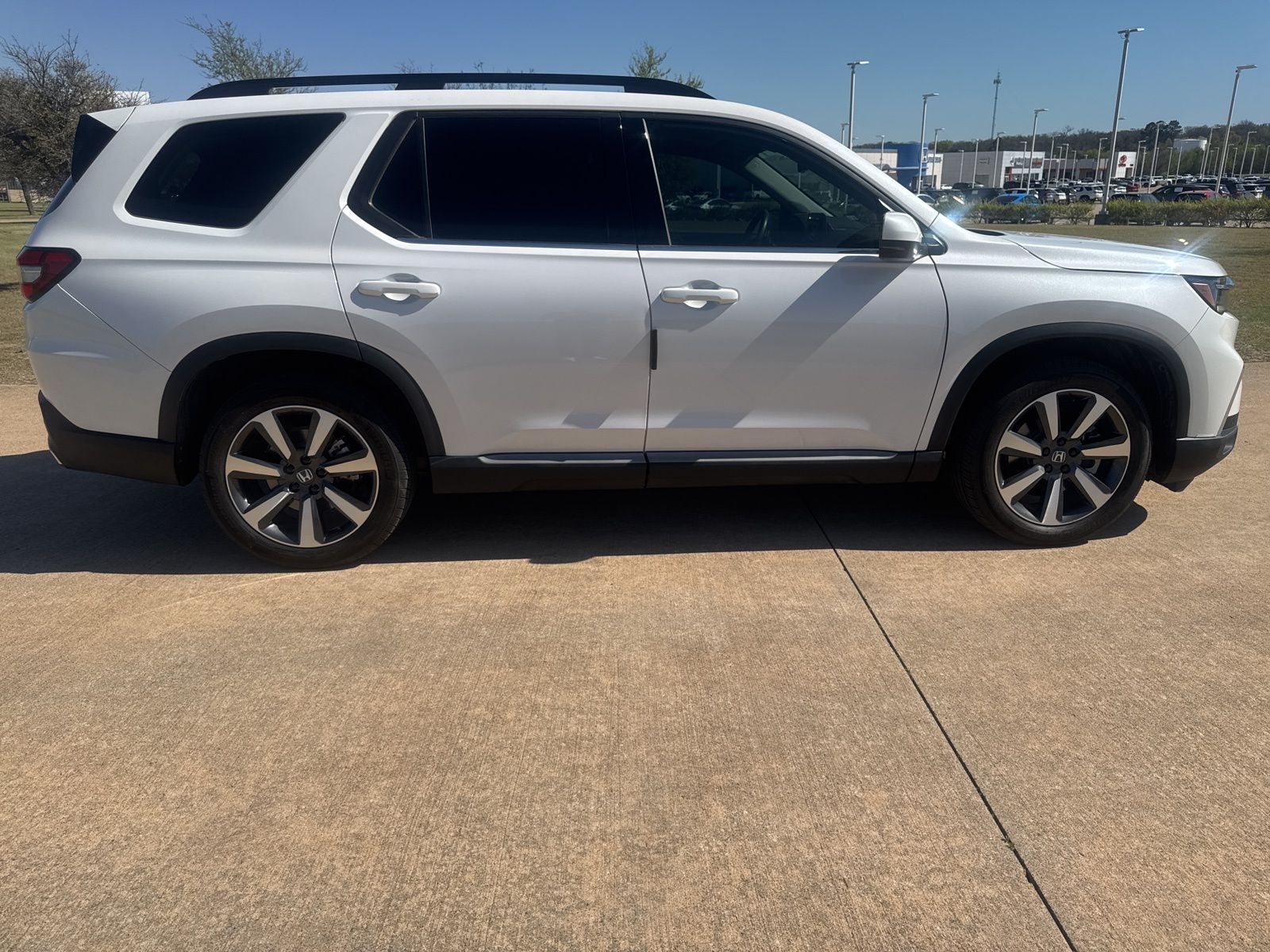 2023 Honda Pilot Touring