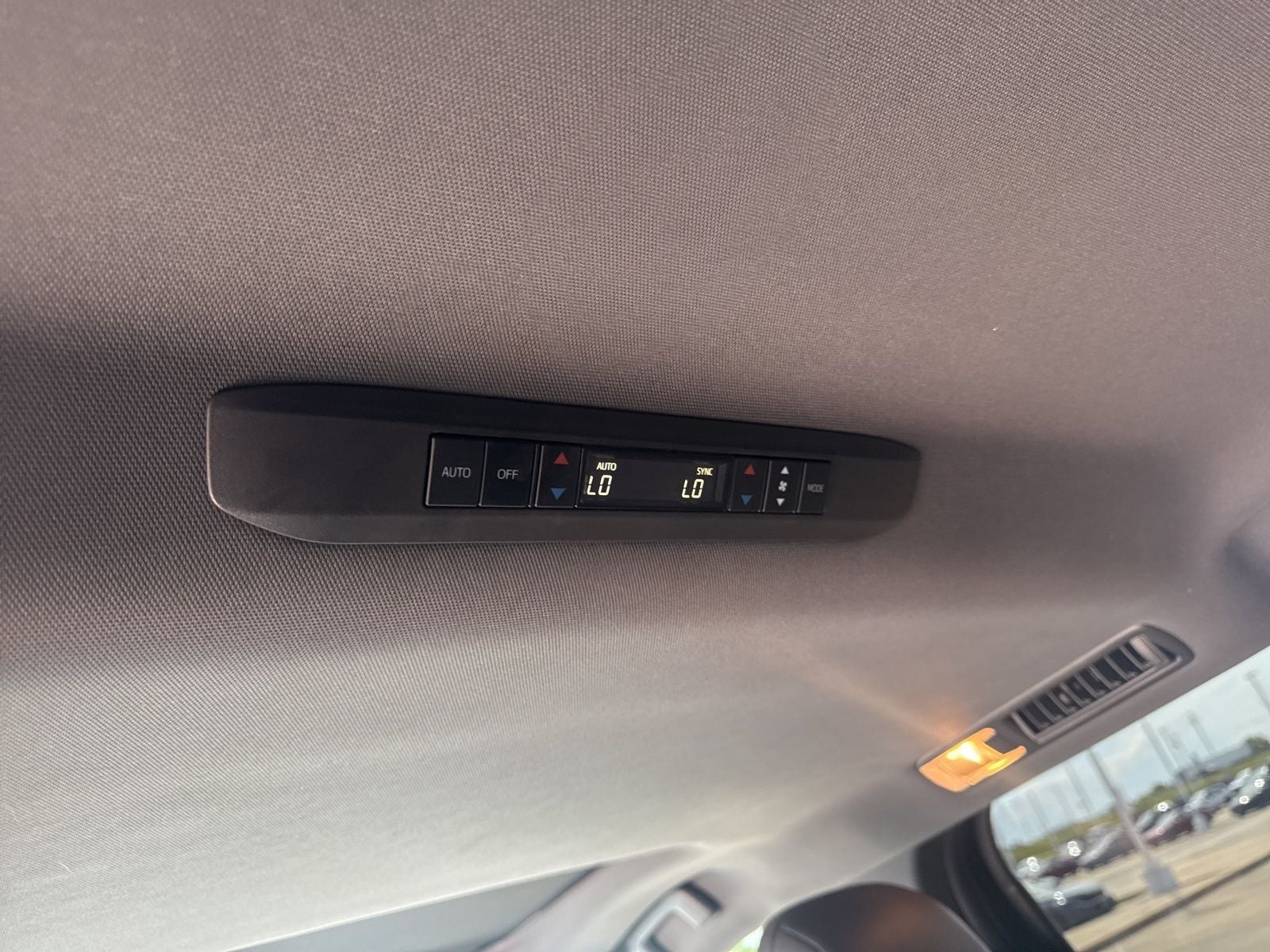 2021 Toyota Sienna XSE 7 Passenger