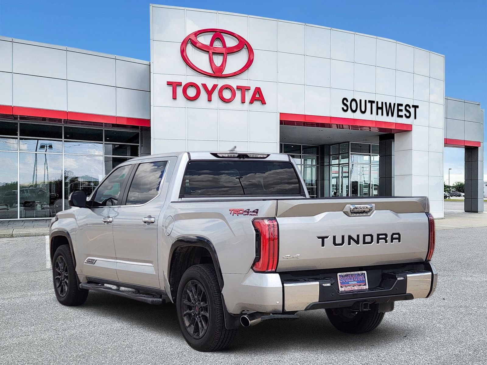 2024 Toyota Tundra Hybrid 1794 Edition
