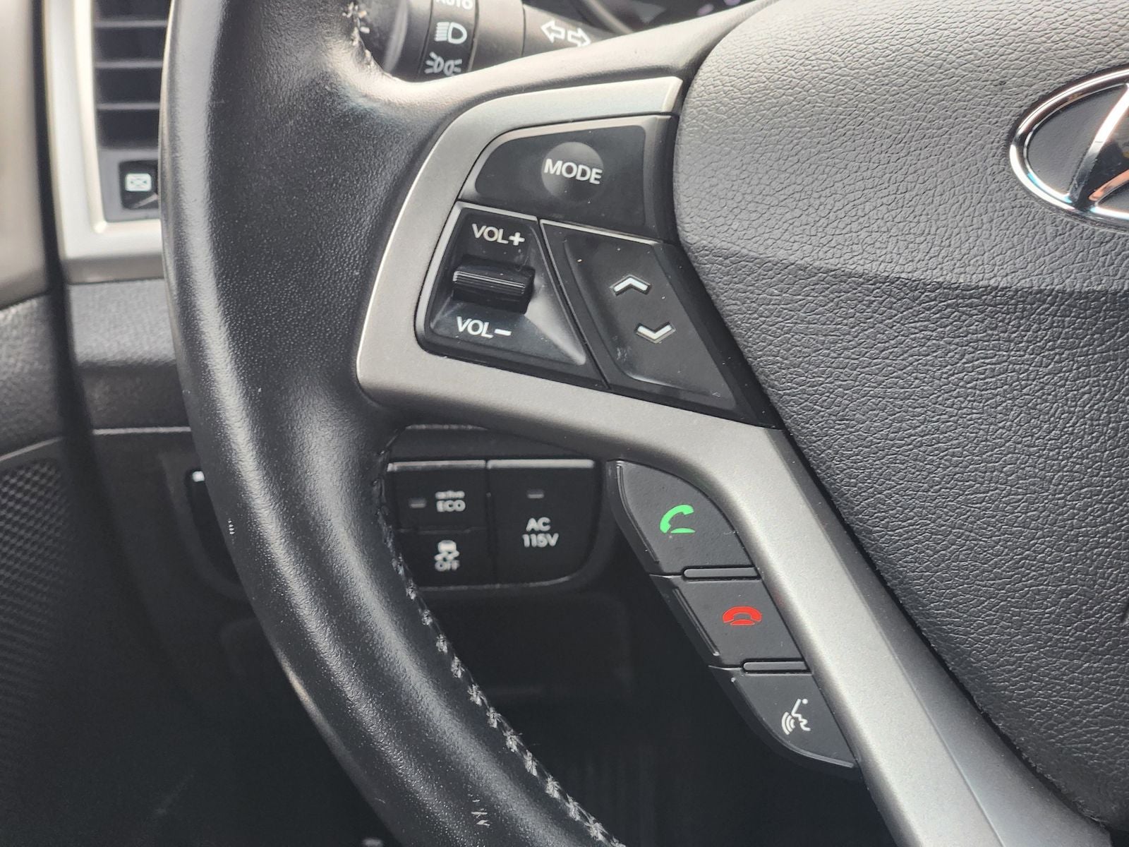 2016 Hyundai Veloster Base