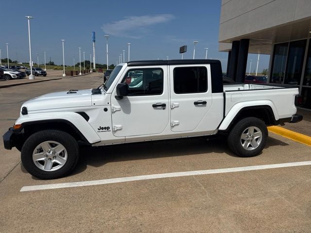 2022 Jeep Gladiator Sport S