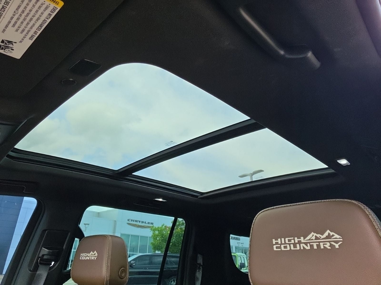 2022 Chevrolet Suburban High Country