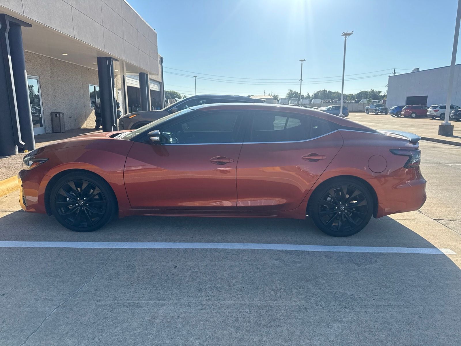 2022 Nissan Maxima SR