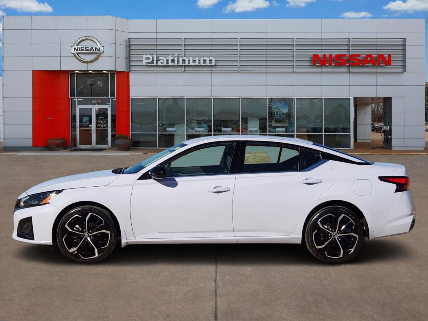 2025 Nissan Altima 2.5 SR