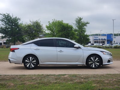 2021 Nissan Altima 2.5 SV
