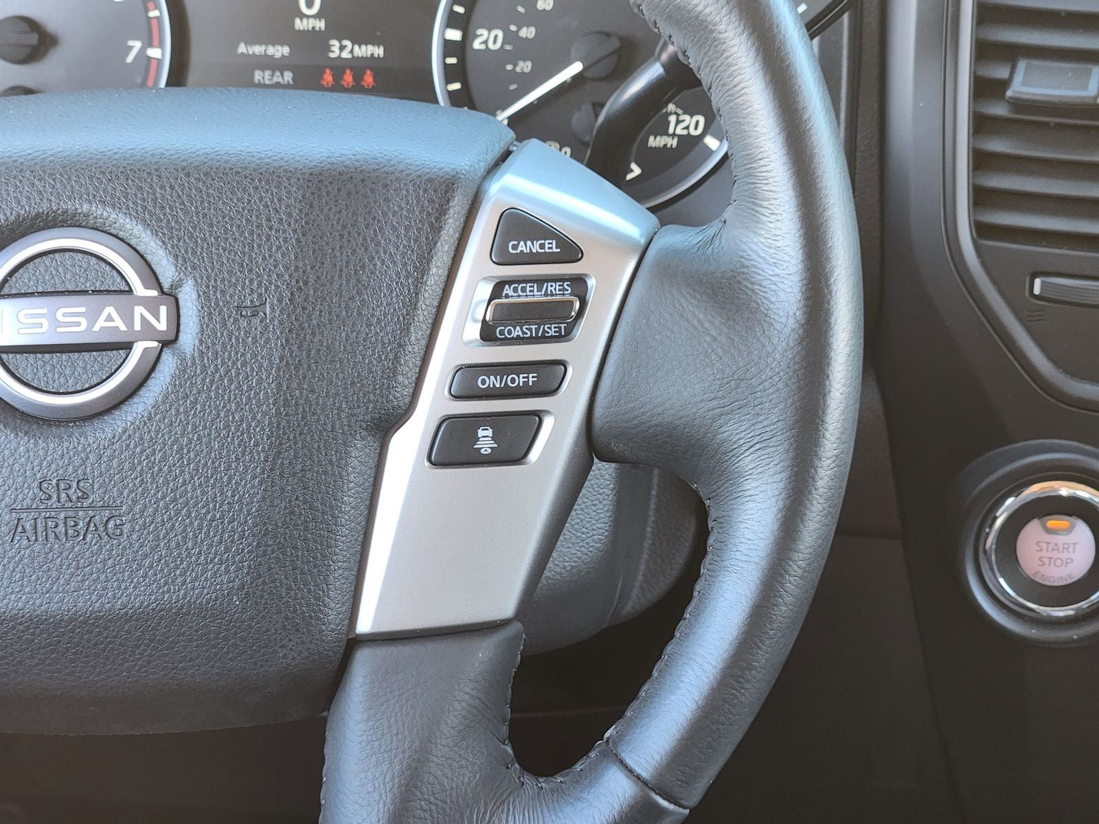 2024 Nissan Titan SV