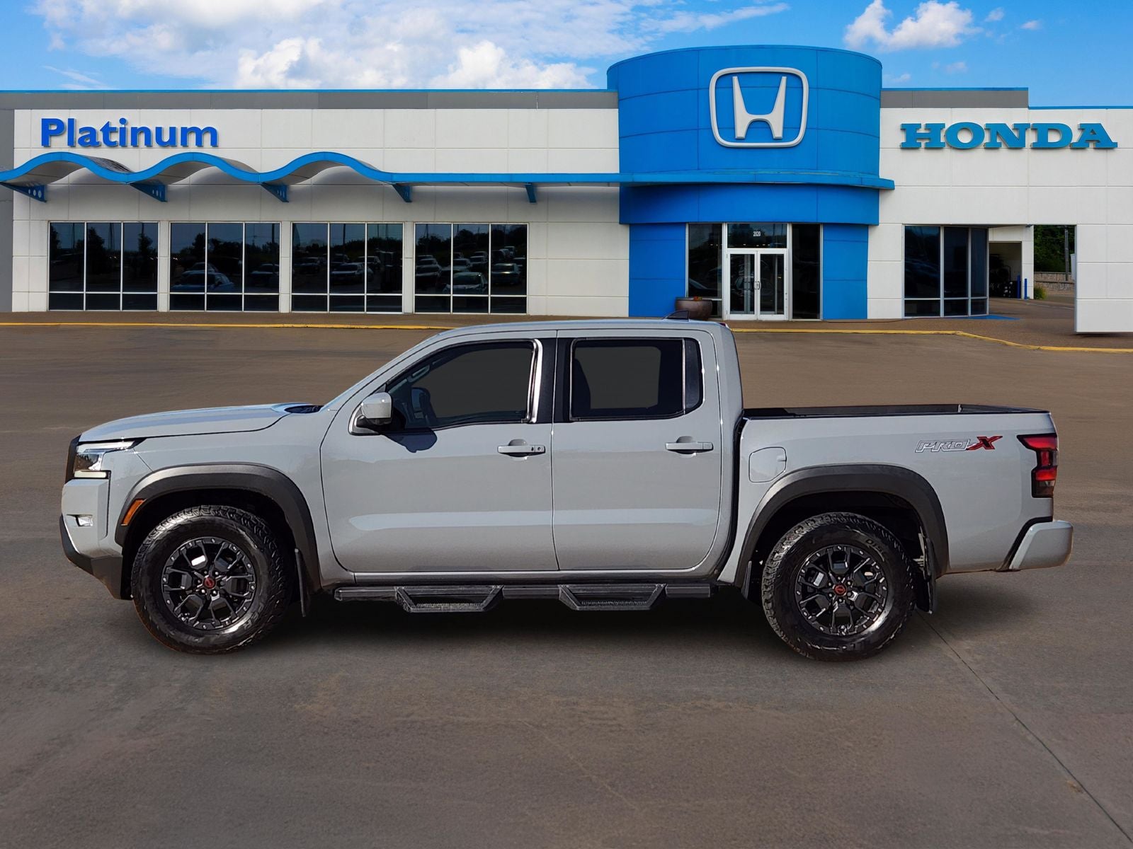 2023 Nissan Frontier PRO-X