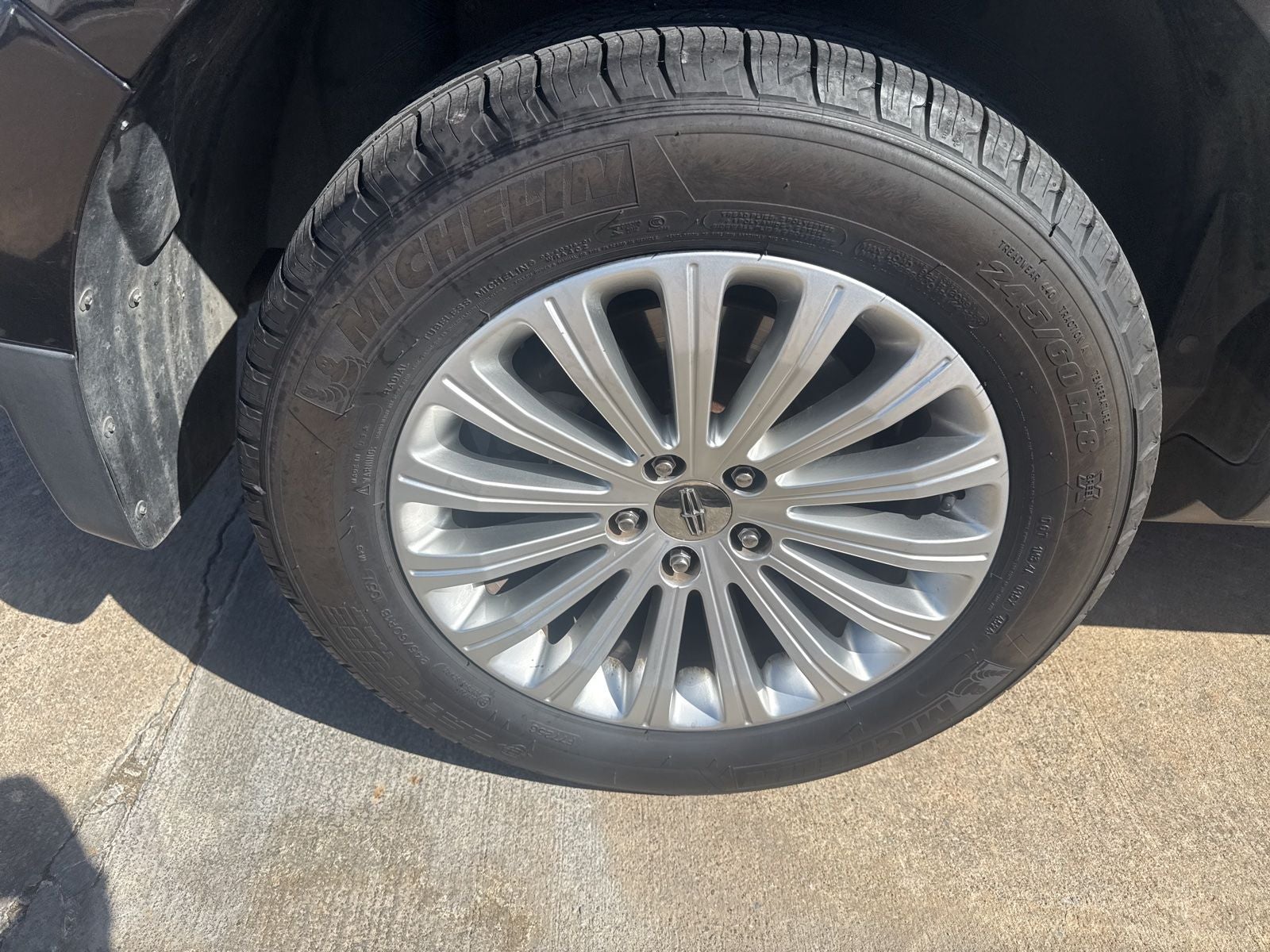 2013 Lincoln MKX Base